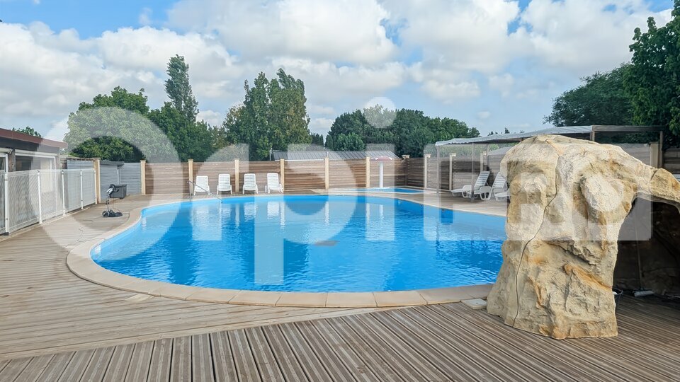 ORPI ANTHINEA PRO VENTE-LOCAL COMMERCIAL-BEZIERS-34