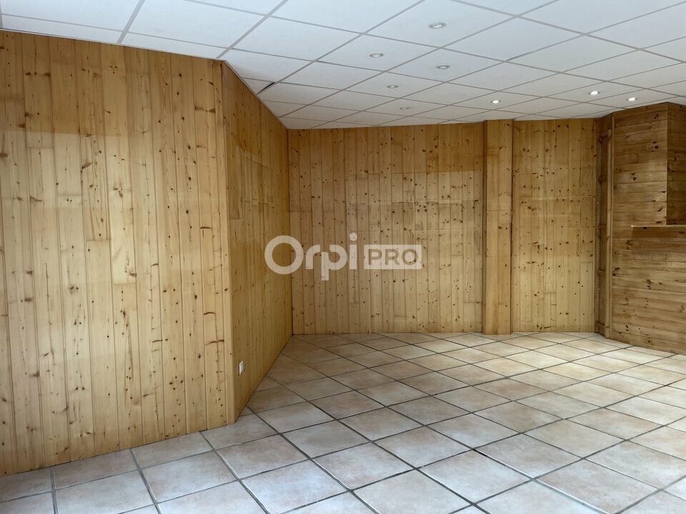 ORPI IMMOBILIERE DU LUY VENTE-LOCAL COMMERCIAL-LOUDENVIELLE-65
