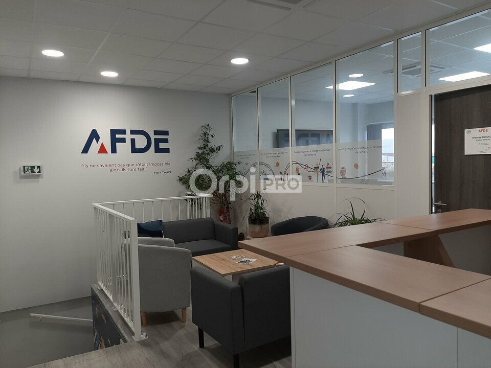 ORPI ABH CONSULTANTS - TROLLAT CHANOVE LOCATION-BUREAUX-ROMANS_SUR_ISERE-26