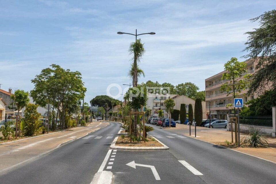 ORPI PAPAZIAN PRO LOCATION-LOCAL COMMERCIAL-LA_SEYNE-SUR-MER-83