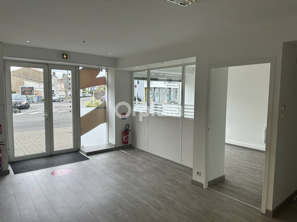 ORPI FONCIEREMENT VOTRE LOCATION-LOCAL COMMERCIAL-REZE-44