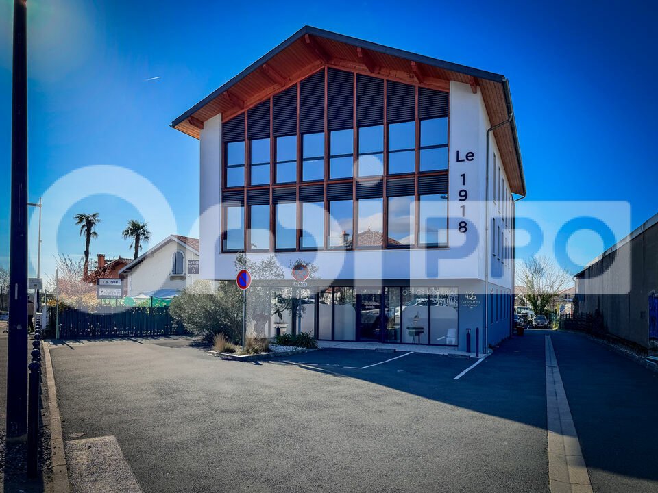 ORPI TYROSSE IMMOBILIER PRO-PCI VENTE-BUREAUX-ONDRES-40