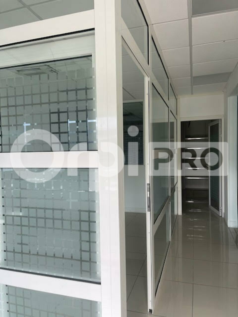 ORPI AGENCE BOUTAREL LOCATION-BUREAUX-BAIE_MAHAULT-97