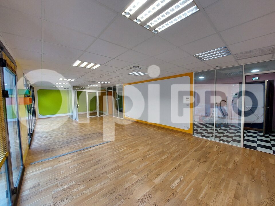 ORPI AGENCE R BASSANELLI VENTE-BUREAUX-MANOSQUE-04