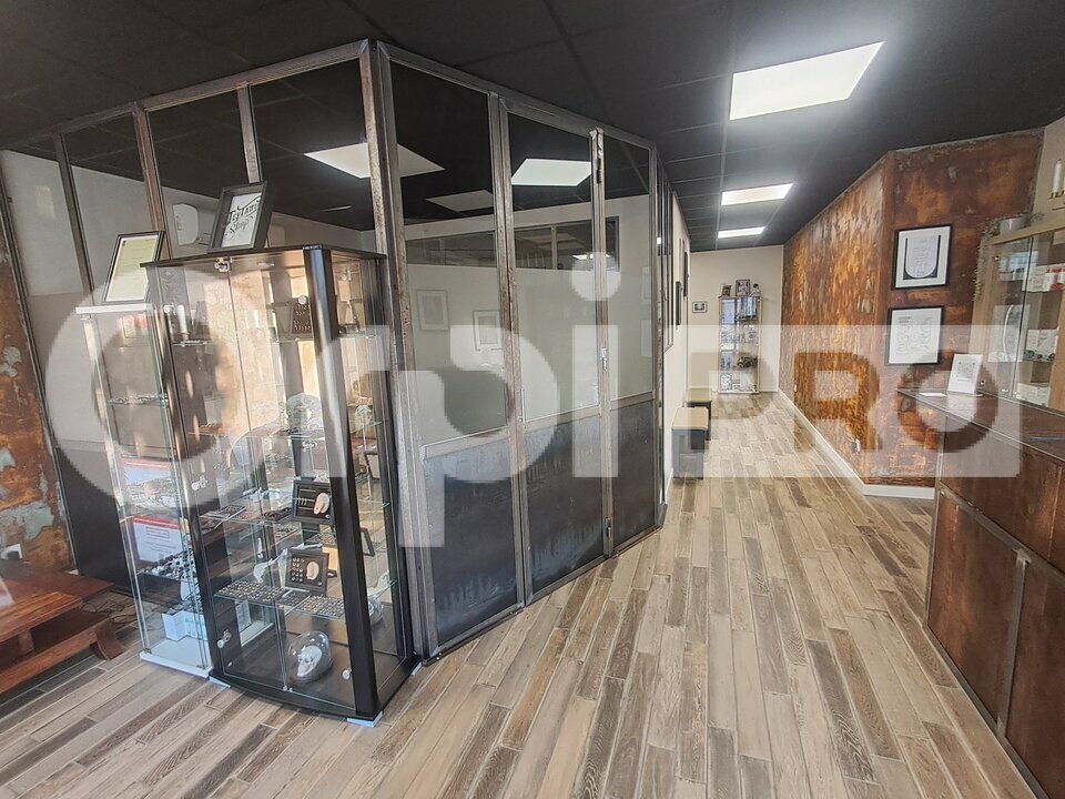 ORPI PROMISSIMO VENTE-LOCAL COMMERCIAL-MONTLUCON-03