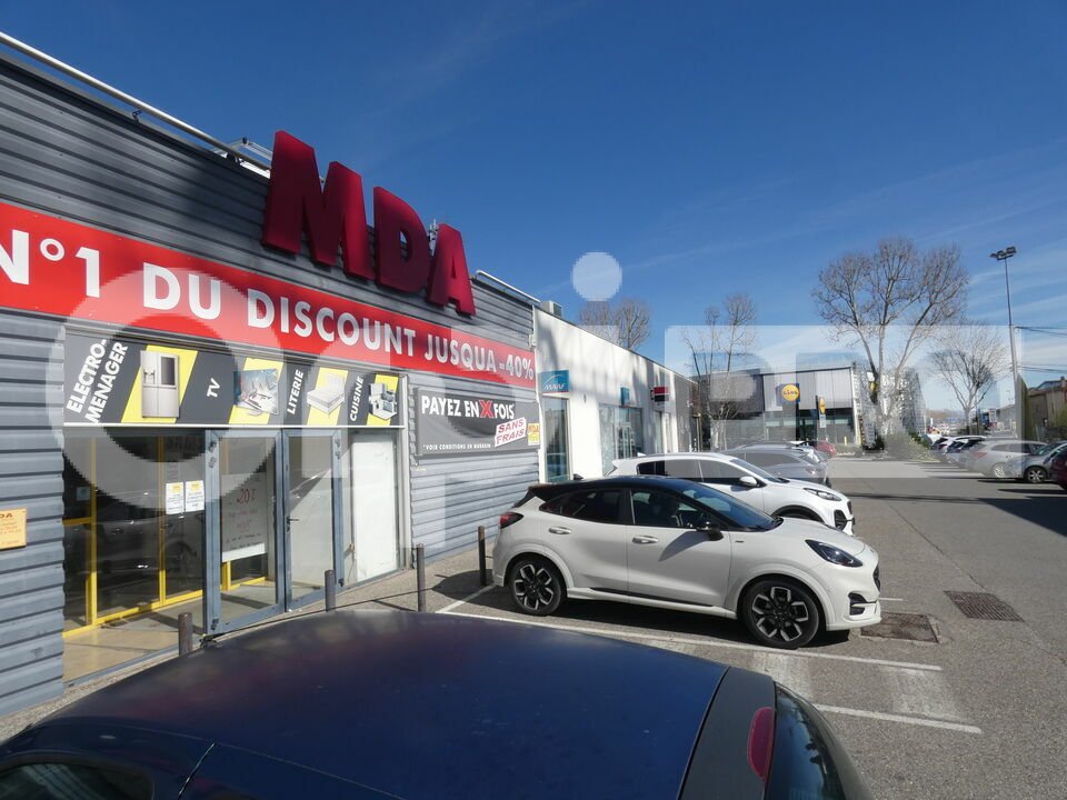 ORPI AGENCE R BASSANELLI VENTE-LOCAL COMMERCIAL-MANOSQUE-04