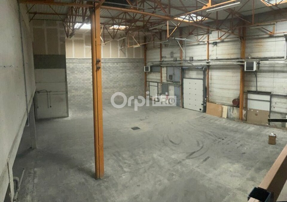 DORIS METZGER IMMOBILIER VENTE-ENTREPOT-GENLIS-21