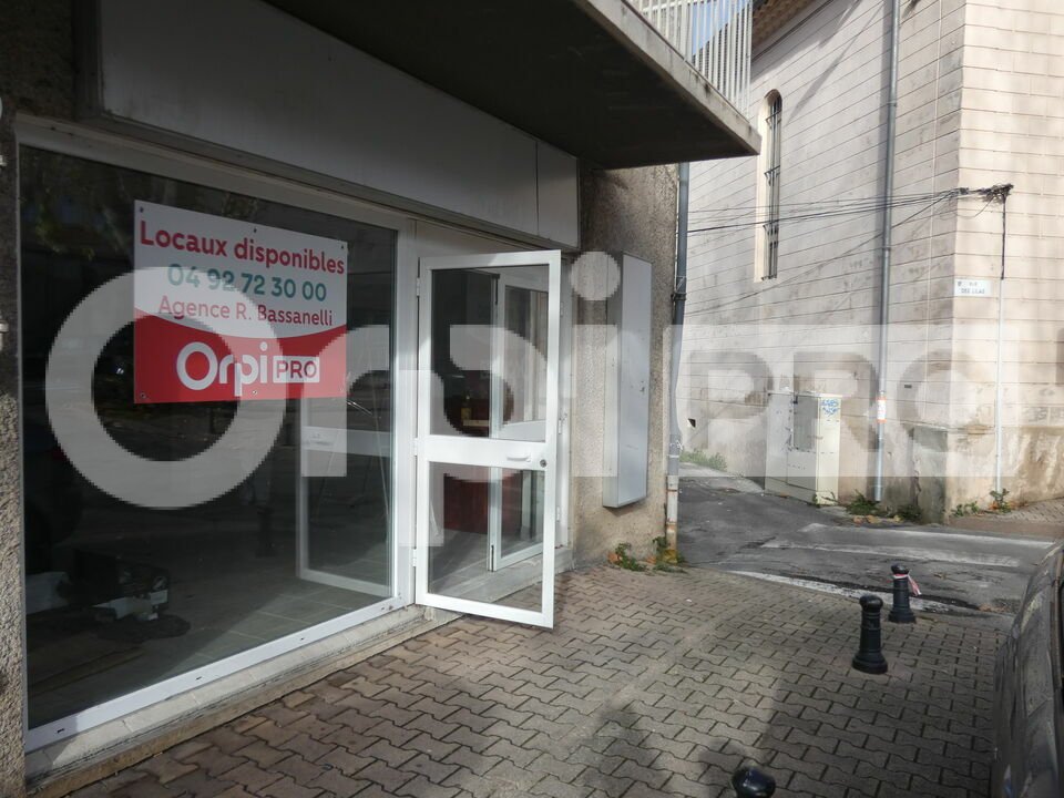 ORPI AGENCE R BASSANELLI VENTE-LOCAL COMMERCIAL-MANOSQUE-04