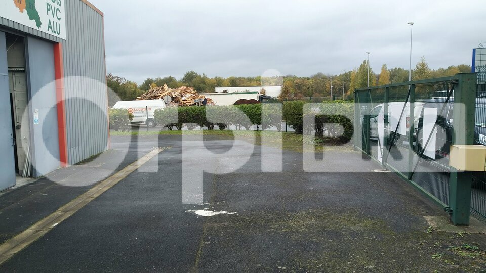 ORPI SARL COMPTOIR IMMOBILIER CHAMPENOIS VENTE-LOCAL D'ACTIVITE-CORMONTREUIL-51