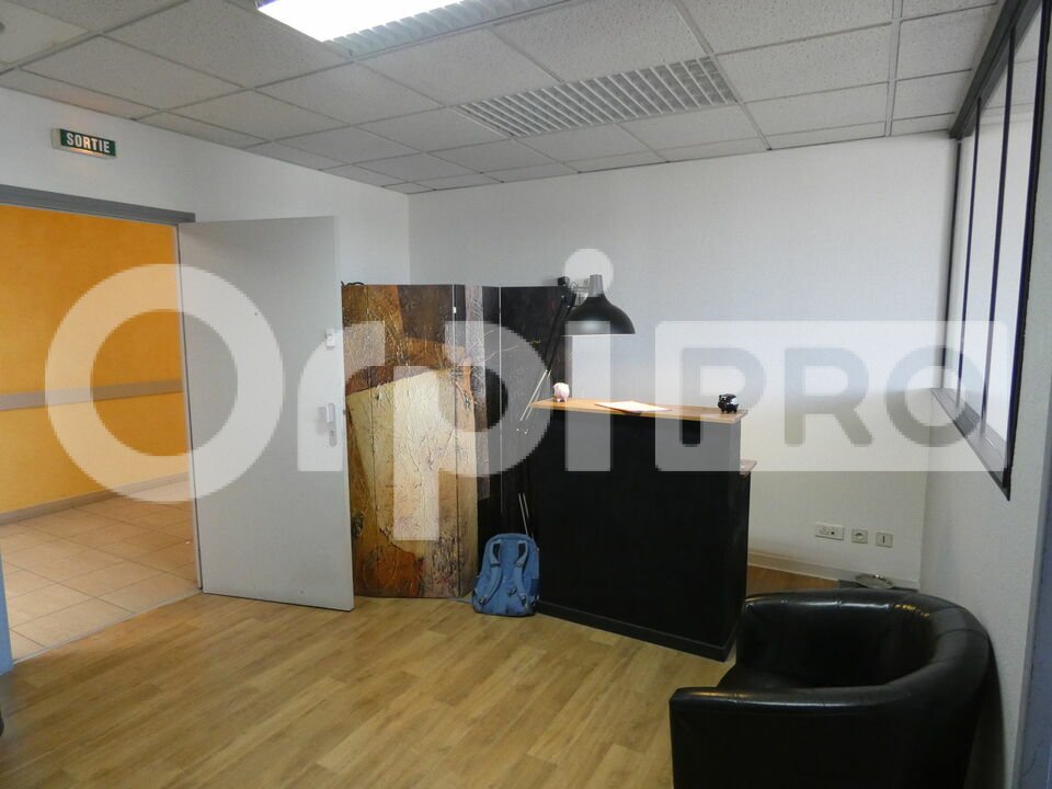 ORPI AGENCE R BASSANELLI LOCATION-BUREAUX-MANOSQUE-04