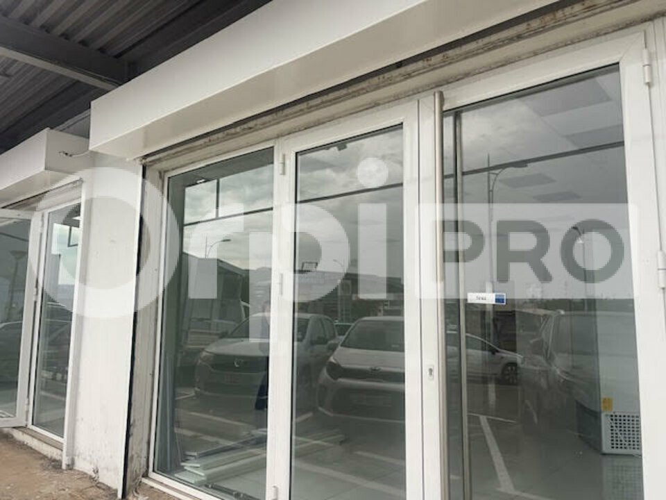 ORPI AGENCE BOUTAREL LOCATION-LOCAL COMMERCIAL-BAIE_MAHAULT-97