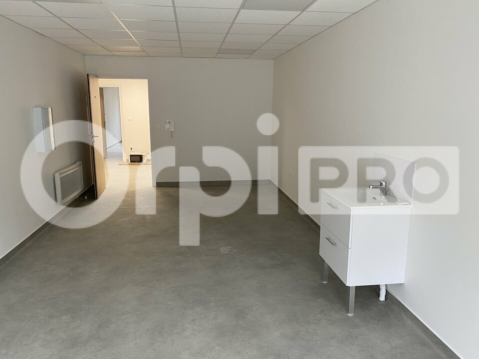 ORPI SEINE IMMOBILIER LOCATION-BUREAUX-MONTIVILLIERS-76