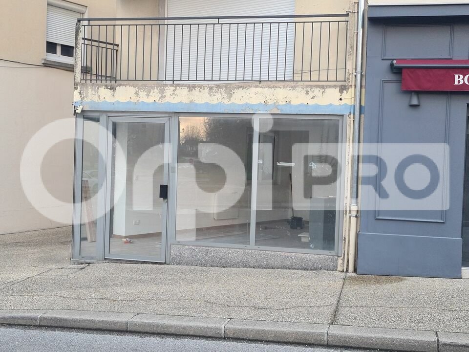 ORPI VIP BUSINESS LOCATION-LOCAL COMMERCIAL-MONTREVEL-EN-BRESSE-01