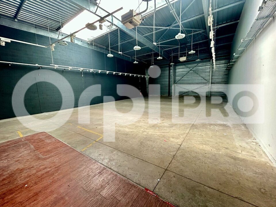 ORPI IMMO ENTRE PRO LOCATION-LOCAL D'ACTIVITE-VAUX_LE_PENIL-77
