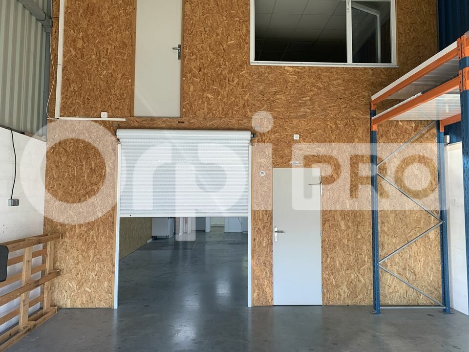 ORPI IMMO33 ENTREPRISE VENTE-LOCAL D'ACTIVITE-SAINT_JEAN_D'ILLAC-33