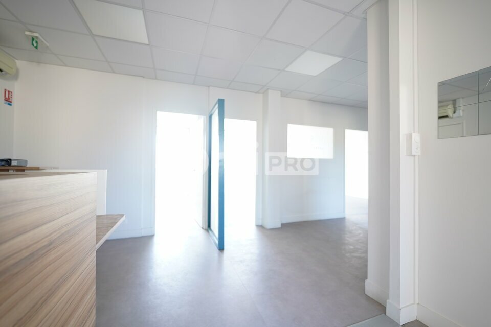 ORPI MYRIAD CONSEIL LOCATION-BUREAUX-DECINES-CHARPIEU-69