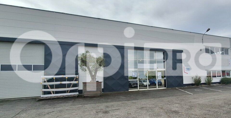 ORPI NA AND CO IMMOBILIER LOCATION-LOCAL D'ACTIVITE-VILLENEUVE_SAINT_GERMAIN-02