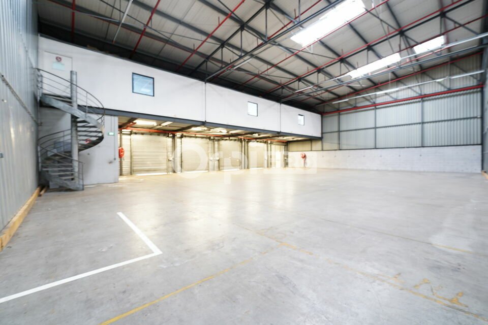 ORPI MYRIAD CONSEIL LOCATION-ENTREPOT-MIONS-69