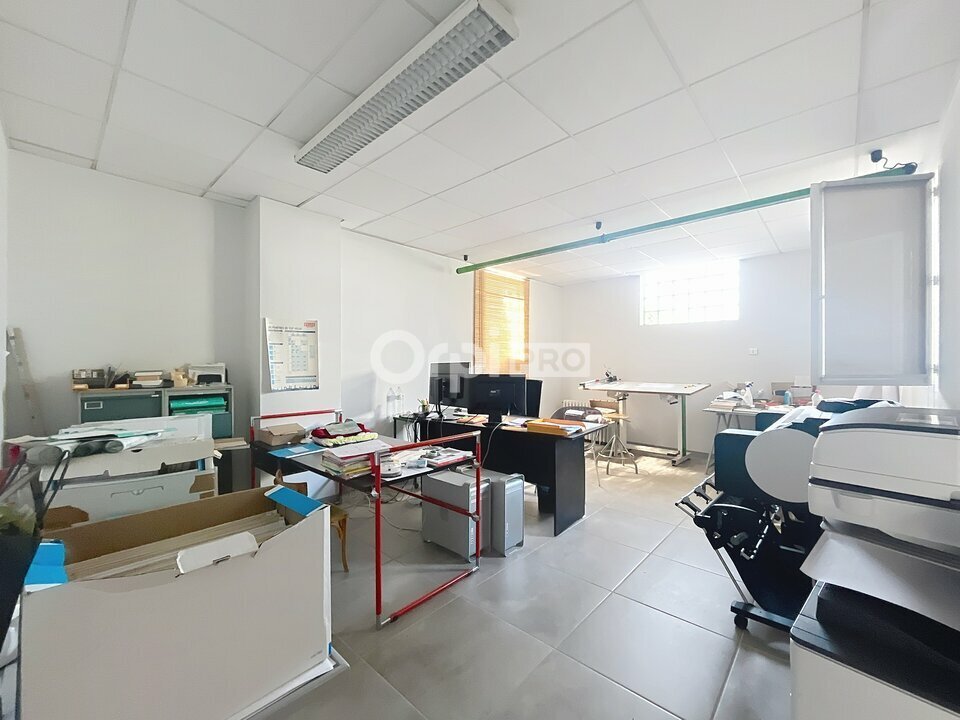 ORPI  BROUSSE IMMOBILIER VENTE-BUREAUX-BRIVE-LA-GAILLARDE-19