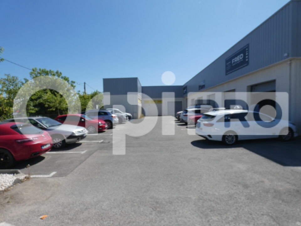 ORPI AGENCE R BASSANELLI LOCATION-LOCAL COMMERCIAL-MANOSQUE-04