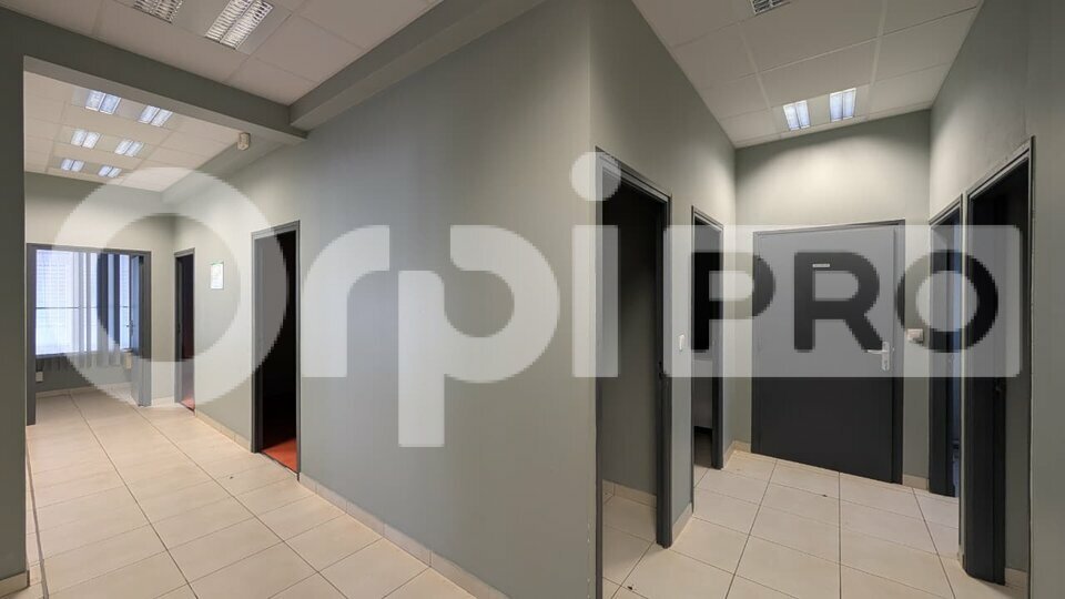 ORPI GCI LOCATION-LOCAL COMMERCIAL-MACOURIA-97