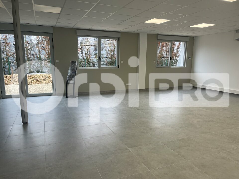 ORPI VIP BUSINESS LOCATION-BUREAUX-MONTREVEL-EN-BRESSE-01