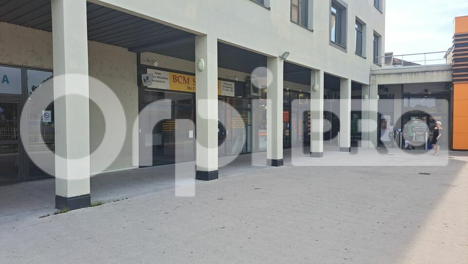 ORPI PROMISSIMO LOCATION-LOCAL COMMERCIAL-MONTLUCON-03