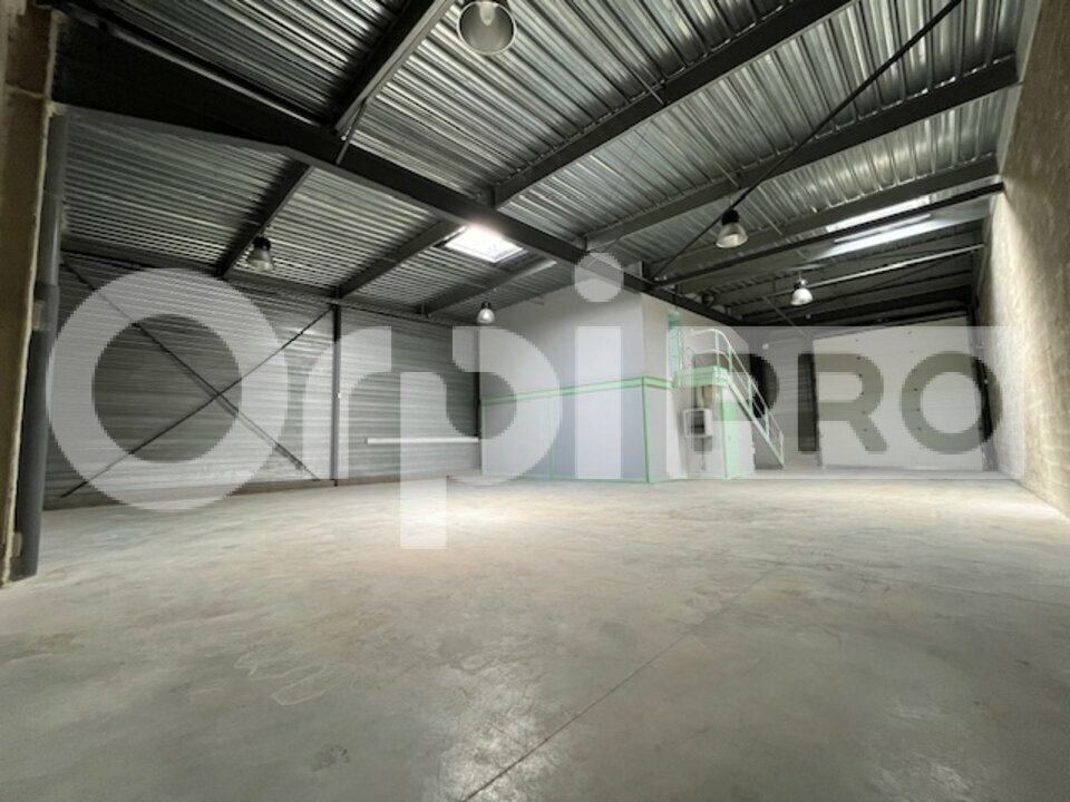 ORPI LA BRIARDE GERANCE LOCATION-LOCAL D'ACTIVITE-VERT_SAINT_DENIS-77