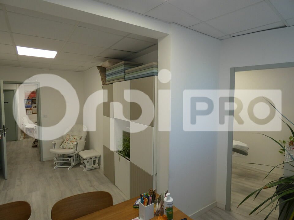 ORPI AGENCE R BASSANELLI LOCATION-BUREAUX-MANOSQUE-04