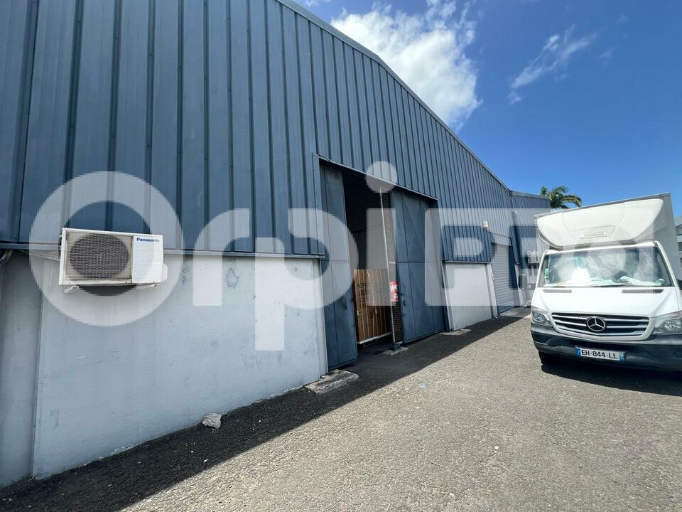 ORPI AGENCE BOUTAREL LOCATION-ENTREPOT-BAIE-MAHAULT-97