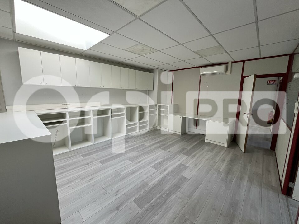 ORPI LSI VAL D'OZON VENTE-BUREAUX-SAINT_GENIS_LAVAL-69