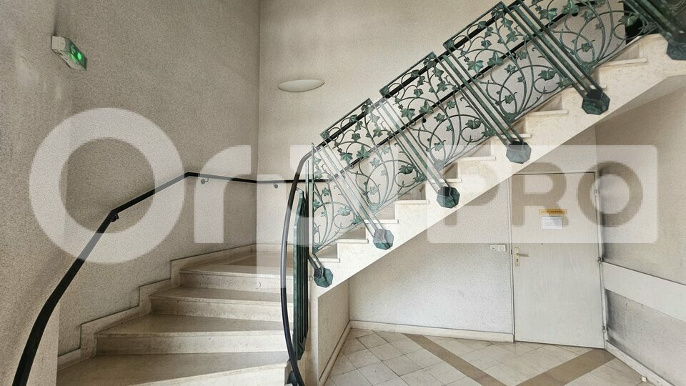 ORPI SARL COMPTOIR IMMOBILIER CHAMPENOIS VENTE-BUREAUX-REIMS-51
