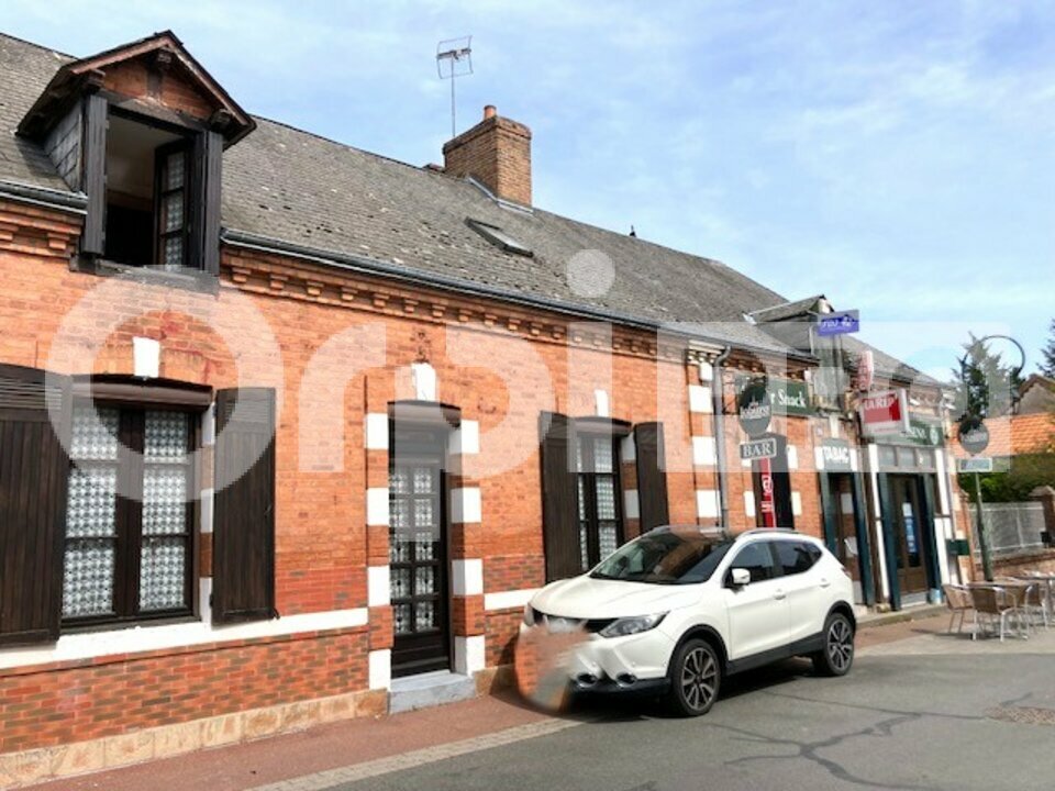 ORPI LIGERIS PRO VENTE-IMMEUBLE-LA_FERTE-SAINT-AUBIN-45