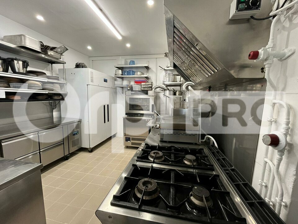 ORPI ANTHINEA PRO VENTE-FONDS DE COMMERCE-VALRAS-PLAGE-34