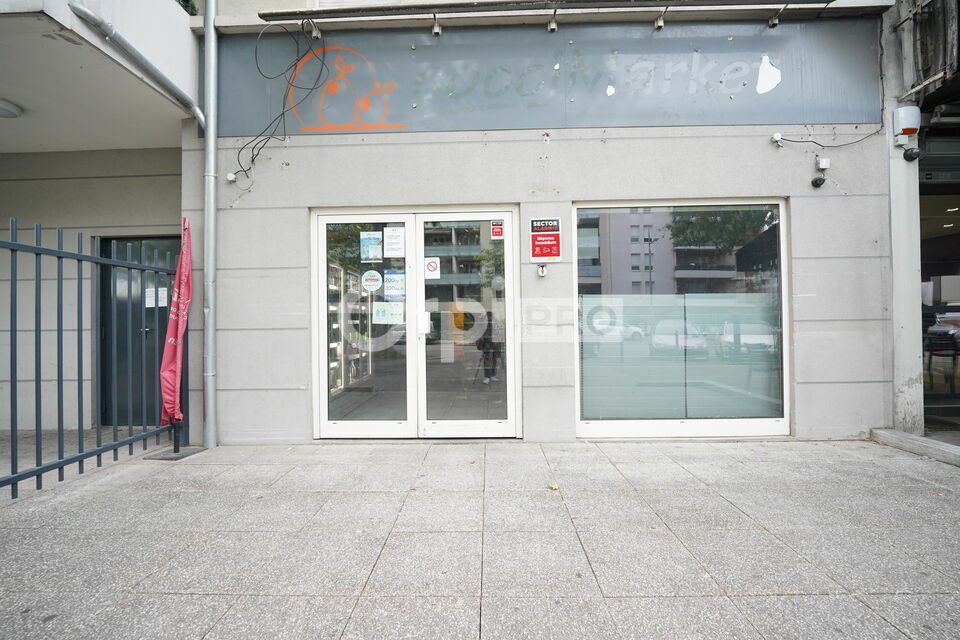 ORPI MYRIAD CONSEIL VENTE-LOCAL COMMERCIAL-VENISSIEUX-69