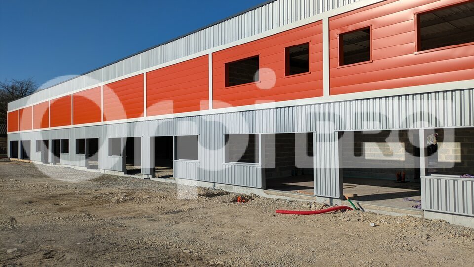 ORPI PRESQUILE FONCIER IMMOBILIER  LOCATION-BUREAUX-LA_CHAPELLE_DES_MARAIS-44