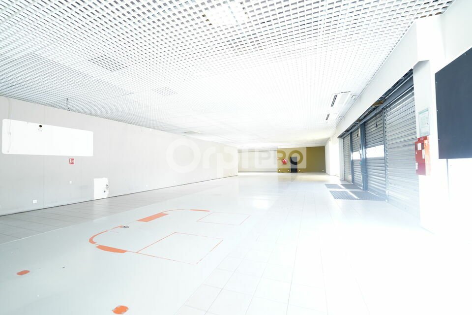 ORPI MYRIAD CONSEIL LOCATION-LOCAL COMMERCIAL-SAINT_BONNET_DE_MURE-69