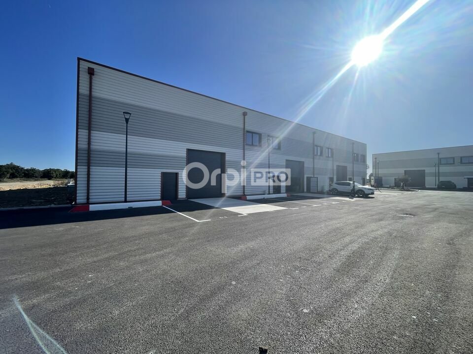 ORPI MOUGEL IMMOBILIER LOCATION-ENTREPOT-SIGNES-83