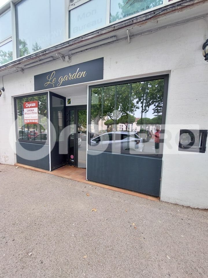 ORPI AGENCE R BASSANELLI LOCATION-LOCAL COMMERCIAL-MANOSQUE-04