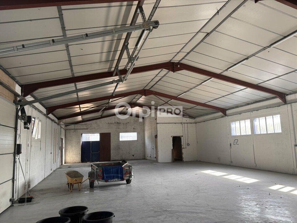 ORPI L'EXCLUSIVE VENTE-LOCAL D'ACTIVITE-BOLLENE-84