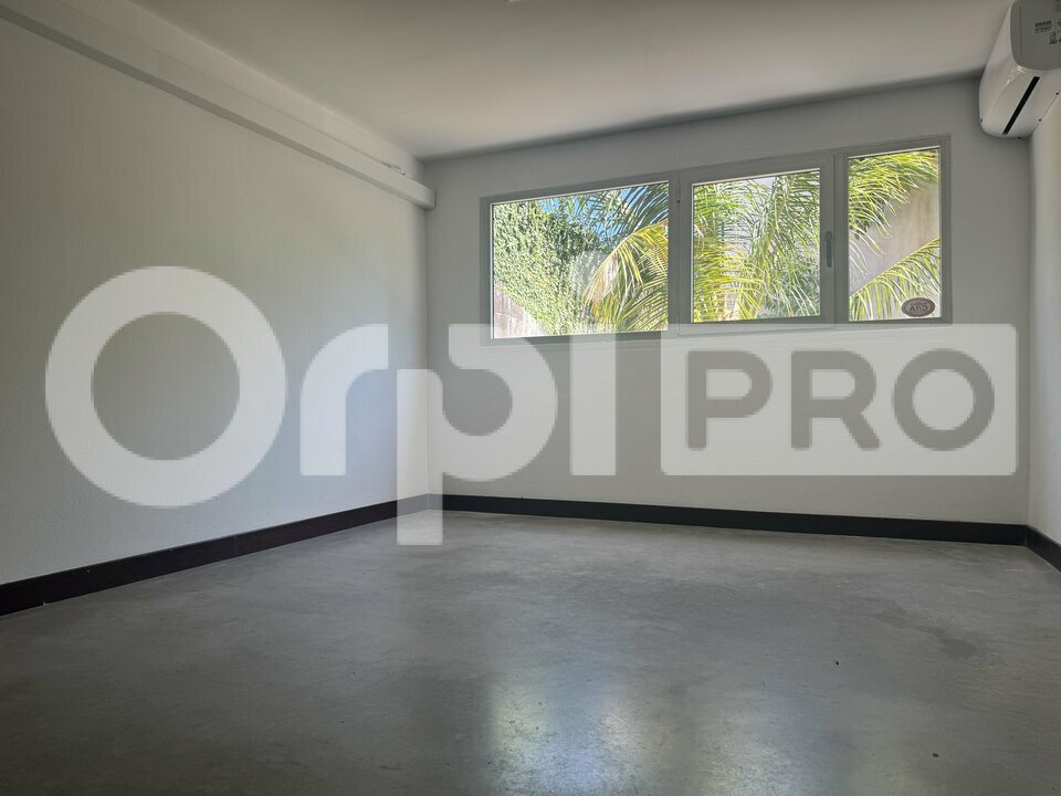 ORPI GCI LOCATION-BUREAUX-CAYENNE-97