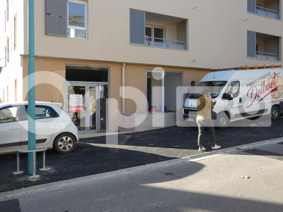 ORPI AGENCE R BASSANELLI LOCATION-BUREAUX-VOLX-04