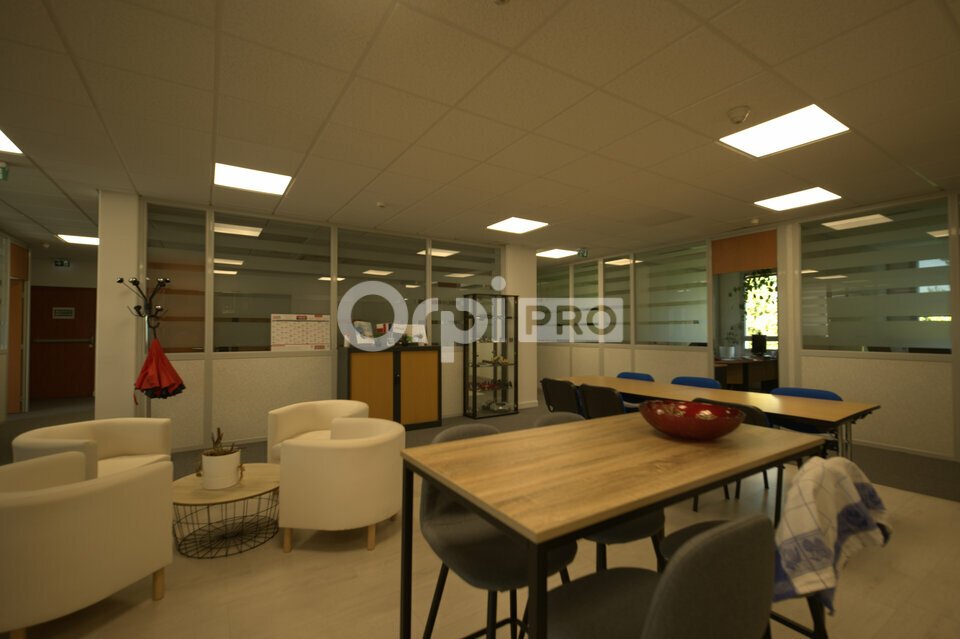 ORPI MYRIAD CONSEIL LOCATION-BUREAUX-SAINT_PRIEST-69