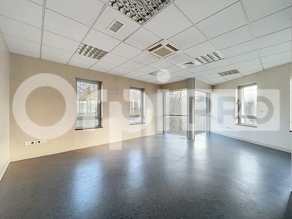 ORPI DHOURY IMMOBILIER LOCATION-BUREAUX-AGNETZ-60