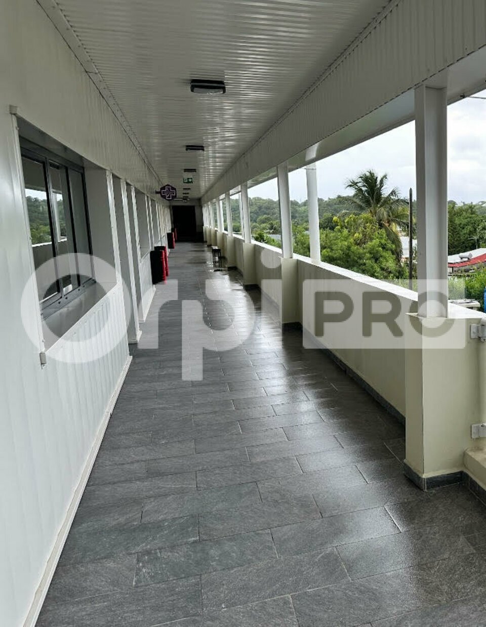 ORPI AGENCE BOUTAREL LOCATION-BUREAUX-SAINT_FRANCOIS-97