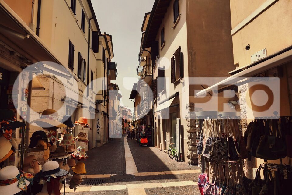 ORPI BH TRANSACTION  CESSION-LOCAL COMMERCIAL-MAUGUIO-34