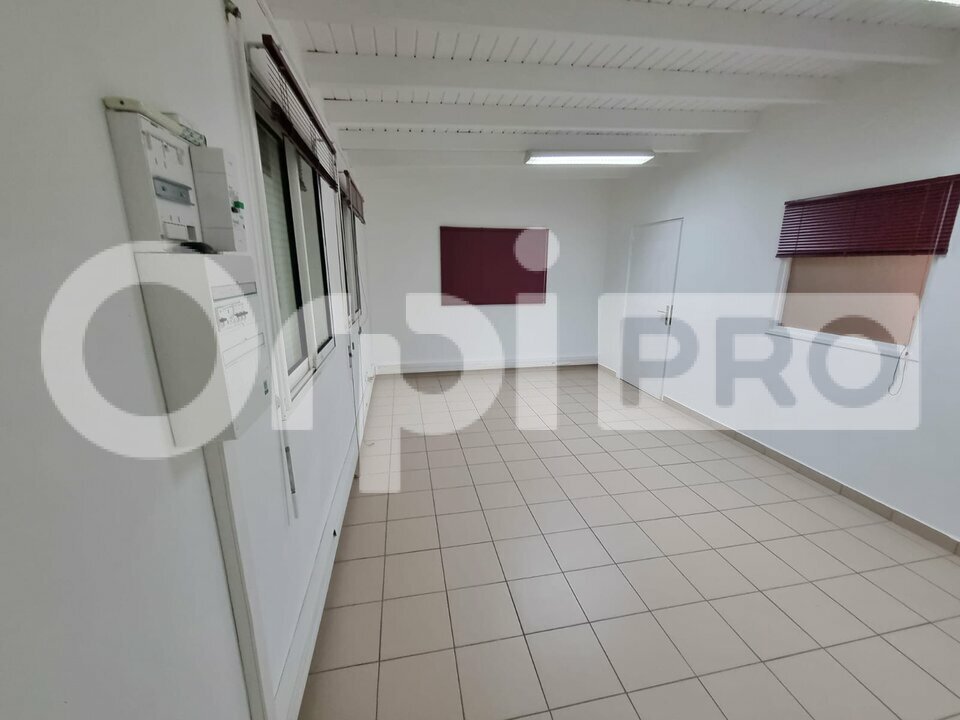 ORPI AGENCE BOUTAREL LOCATION-BUREAUX-BAIE_MAHAULT-97