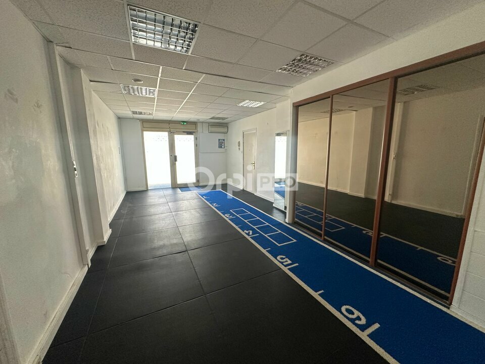 ORPI PAPAZIAN PRO VENTE-LOCAL COMMERCIAL-LA_SEYNE-SUR-MER-83