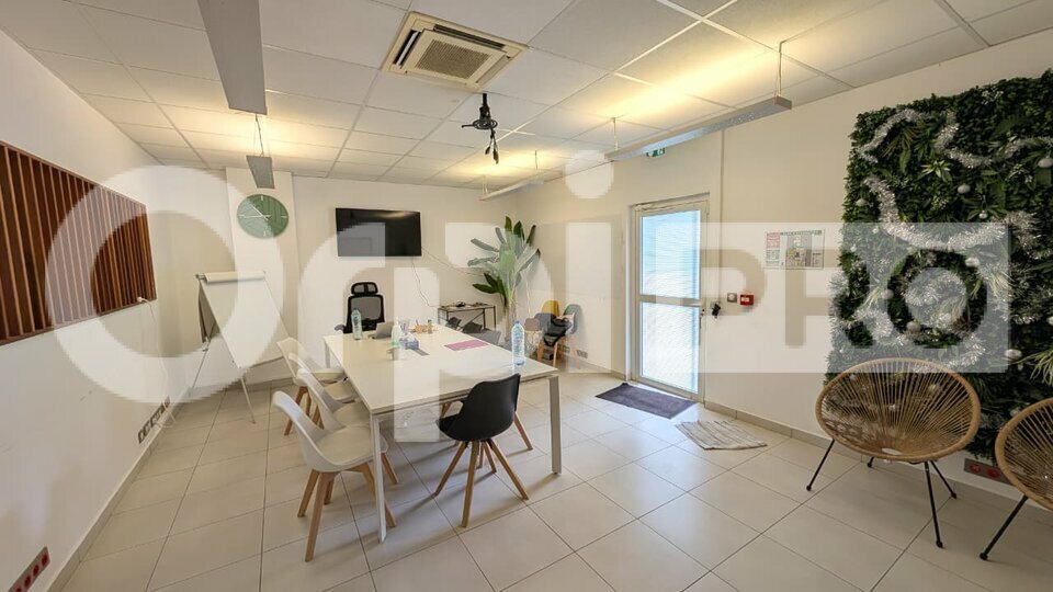 ORPI GCI VENTE-BUREAUX-CAYENNE-97