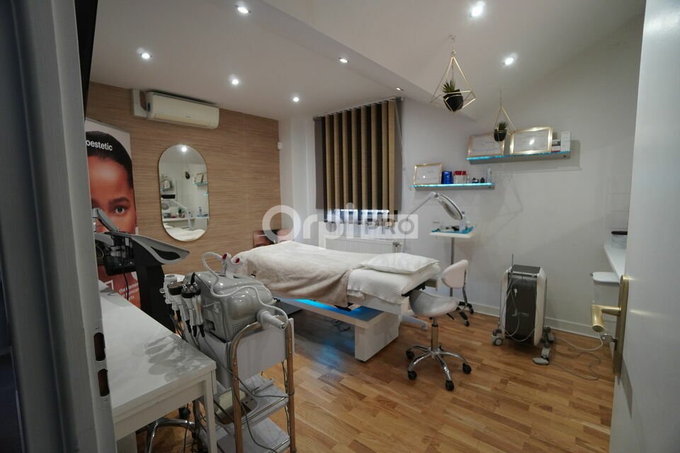 DORIS METZGER IMMOBILIER LOCATION-BUREAUX-LONGVIC-21